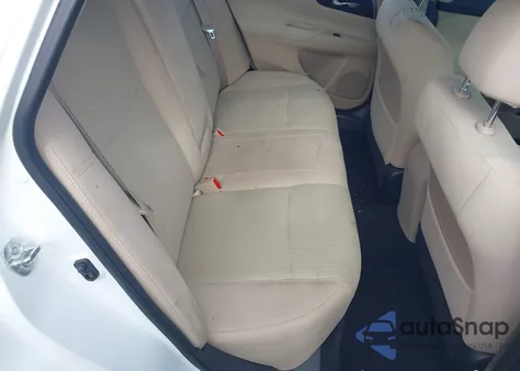 2015 Nissan Altima 2.5 S z USA, uszkodzony, nr VIN 1N4AL3AP5FC165970